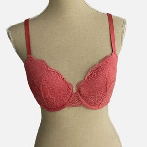 La Vie en Rose Pink Lace Bra Lightly Lined Size 34D Underwire